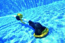 Bestway automatischer Pool Bodensauger 58304