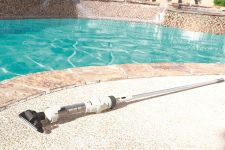 Bestway Lay-Z-Spa Akku-Poolsauger 60301